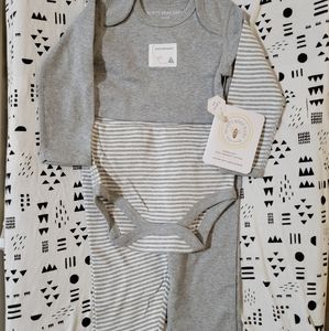 Burts bees baby set